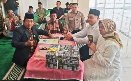 Pasangan Tersangka Pembuang Bayi Akhirnya Menikah di Mapolres Gresik