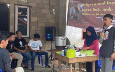 Pemberdayaan UMKM Kuliner: Ganjar Milenial Center Sumsel Dorong Kemajuan Bisnis Model dan Tekwan
