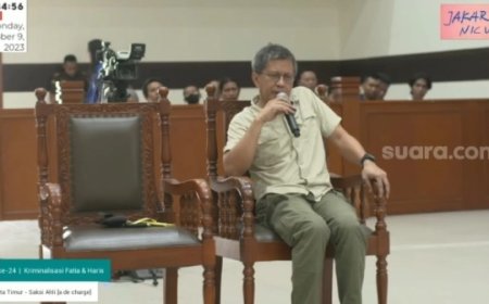 Rocky Gerung Bicara Pengalaman Mengajar dan Riset di Sidang Kasus Pencemaran Nama Baik Luhut Binsar Pandjaitan