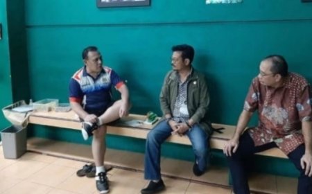 Ketua KPK Firli Bahuri Diperiksa Terkait Foto Bersama Mantan Menteri Pertanian: Potensi Pelanggaran Etika dan Konflik Kepentingan