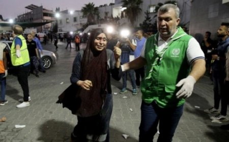 Krisis Gaza: Eskalasi Kekerasan Memburuk, Penduduk Gaza Terkepung dalam Konflik