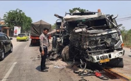 Sopir Truk Trailer Tewas Terjepit Body