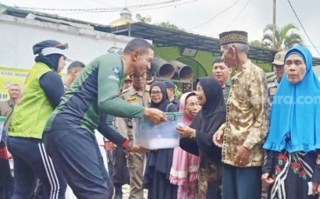 TNI Menggelar Bakti Sosial dan Ajak Masyarakat Bijak dalam Musim Politik