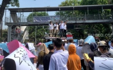 Bundaran Patung Kuda Arjuna: Sidang Putusan Batas Usia Calon Presiden dan Wakil Presiden Memicu Demonstrasi Massa