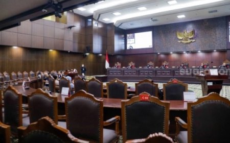 Hakim Konstitusi Guntur Hamzah Ungkap Pandangan Berbeda terkait Batas Usia Calon Presiden