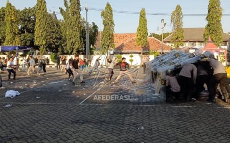 Simulasi Sispamkota Polres Situbondo, Antisipasi Tindakan Anarkis dan Provokasi dalam Pemilu 2024