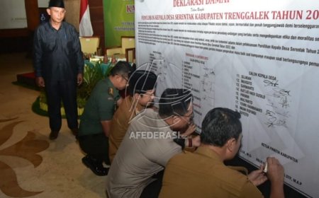 Wakil Bupati Trenggalek, Syah Muhammad Natanegara Bersama Forkopimda Berikan Pembekalan Pilkades Serentak 2023