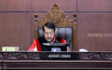Putusan MK: Batas Usia Capres dan Cawapres Dibahas, Kontroversi Mengemuka
