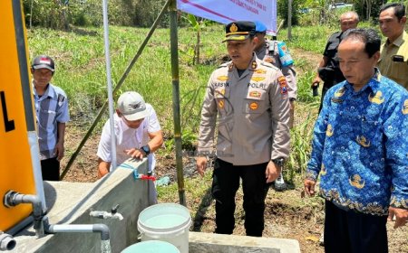 Wilayah Pucanglaban Alami Kekeringan, Kapolres Tulungagung Bantu Sumur Bor dan Bibit Tanaman