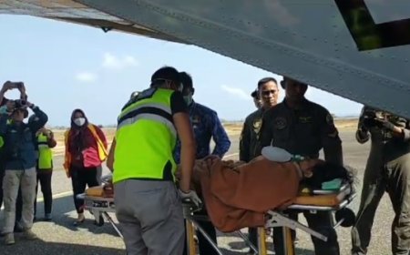 Peserta Jambore Kwarcab Gresik Tertimpa Terop Roboh dan Dievakuasi dengan Pesawat TNI-AL