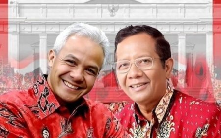 Ganjar Pranowo Pilih Mahfud MD sebagai Cawapres PDIP