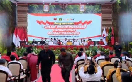 Inisial M Merujuk pada Mahfud MD: Spekulasi Cawapres Ganjar Semakin Kuat