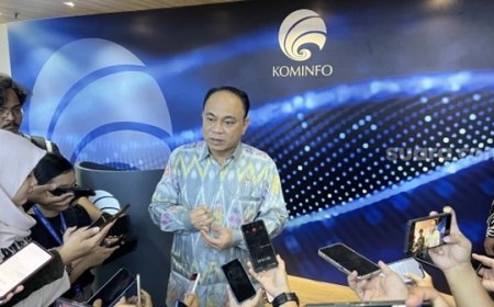 Menteri Kominfo Ungkap Ancaman Judi Online, Transaksi Capai Rp 350 Triliun