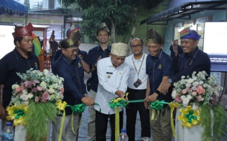 Bupati Resmikan Galeri UMKM dan Pusat Oleh-Oleh KPKNL Kisaran