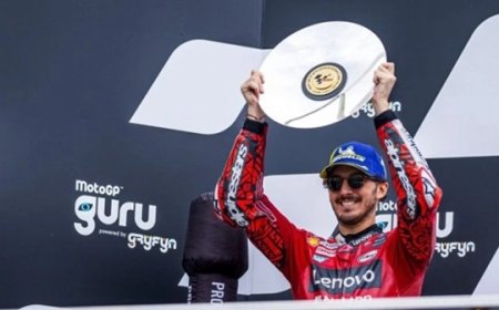 Francesco Bagnaia Puas dengan Penampilan di MotoGP Australia 2023, Johann Zarco Kuasai Posisi Terdepan