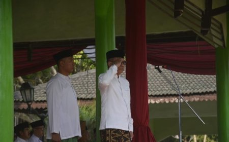 Pj Bupati Bondowoso Pimpin Apel Upacara Hari Santri