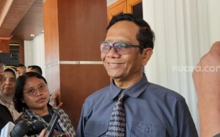 Mahfud MD Mendorong Integritas Hakim MK dan Menegaskan Pentingnya Putusan Hukum