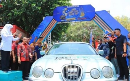 Indonesia Siap Melaksanakan NZE 2060: Parade Kendaraan Konversi Listrik oleh Siswa SMK Jawa Timur