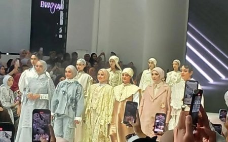 Kolaborasi Hebat Tiga Brand Fashion Unggulkan Elegansi dalam Metanoia of a Dream di Jakarta Fashion Week 2024