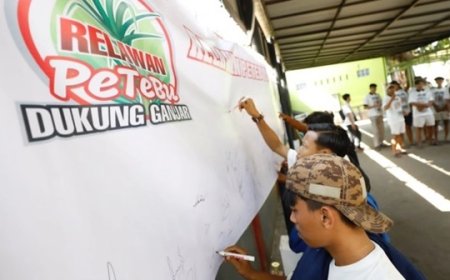 Petani Tebu dan Anak Muda Cirebon Deklarasikan Dukungan untuk Ganjar Pranowo dan Mahfud MD