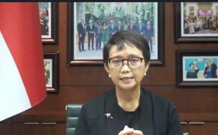 Menlu Retno Marsudi Laporkan Kondisi WNI di Gaza; Presiden Jokowi Siapkan Bantuan Kemanusiaan