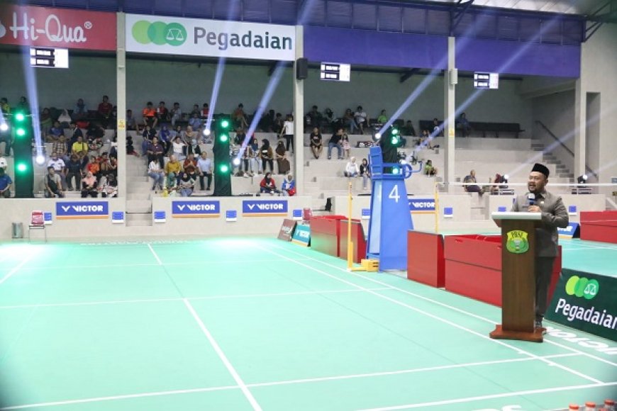 Bupati Gresik Resmikan Gedung Olahraga PB Tjakrindo Masters