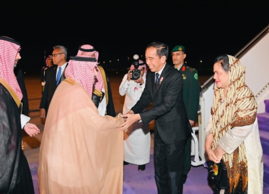 Presiden Joko Widodo Tiba di Arab Saudi dari RRT untuk Pertemuan Diplomatik Tingkat Tingg