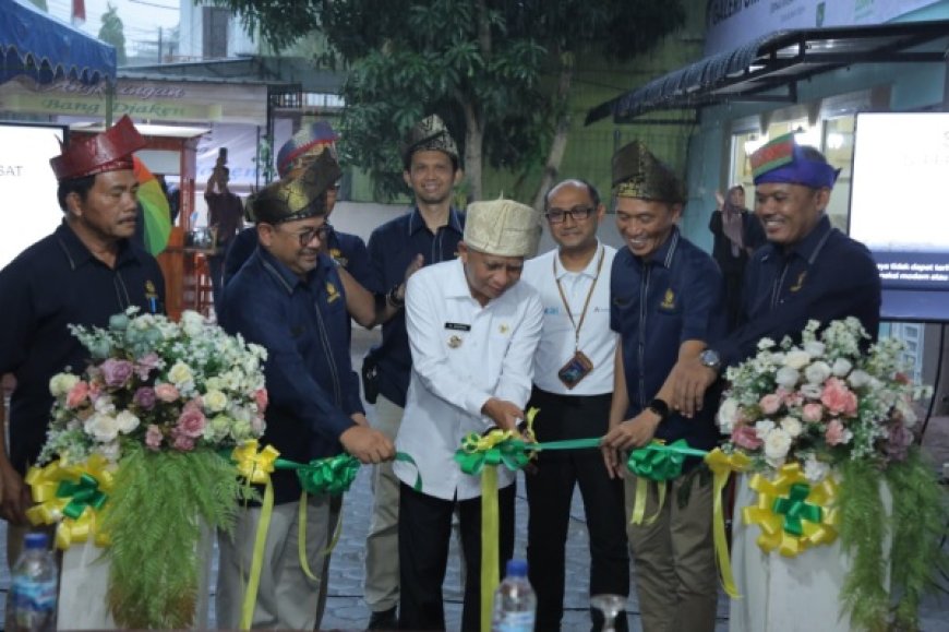 Bupati Resmikan Galeri UMKM dan Pusat Oleh-Oleh KPKNL Kisaran