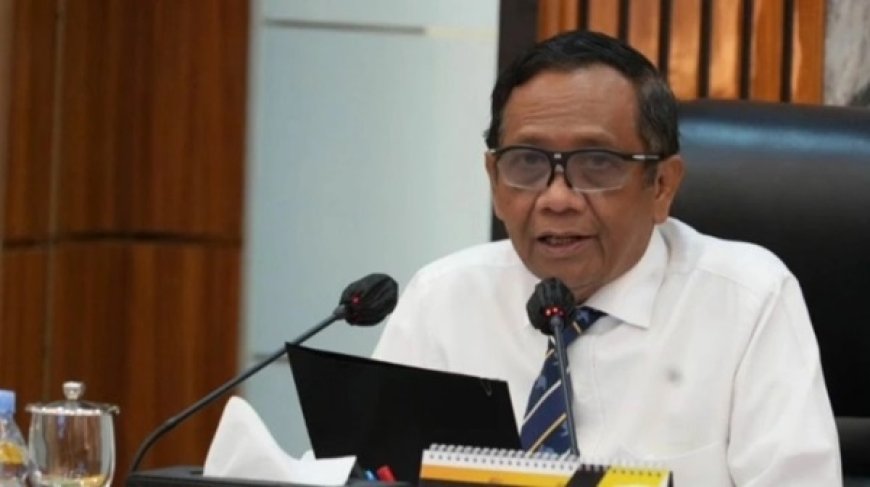 Mahfud Md Ingatkan Pentingnya Melaksanakan Putusan MK Terkait Batas Usia Capres-Cawapres dan Pembentukan MKMK