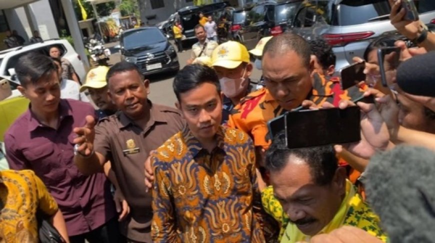 Gibran Rakabuming Raka Akan Mundur Sebagai Kader PDIP: Keputusan yang Memicu Spekulasi