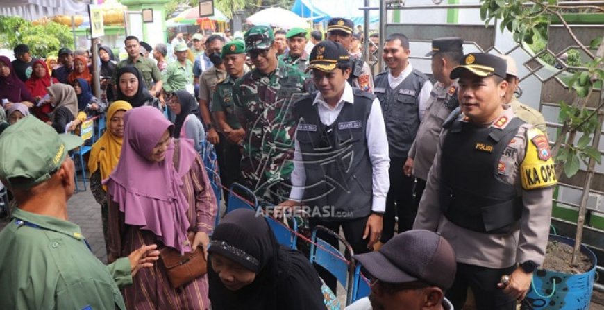 Wakil Bupati Trenggalek Tinjau Pelaksanaan Pilkades Serentak dengan Hasil Positif