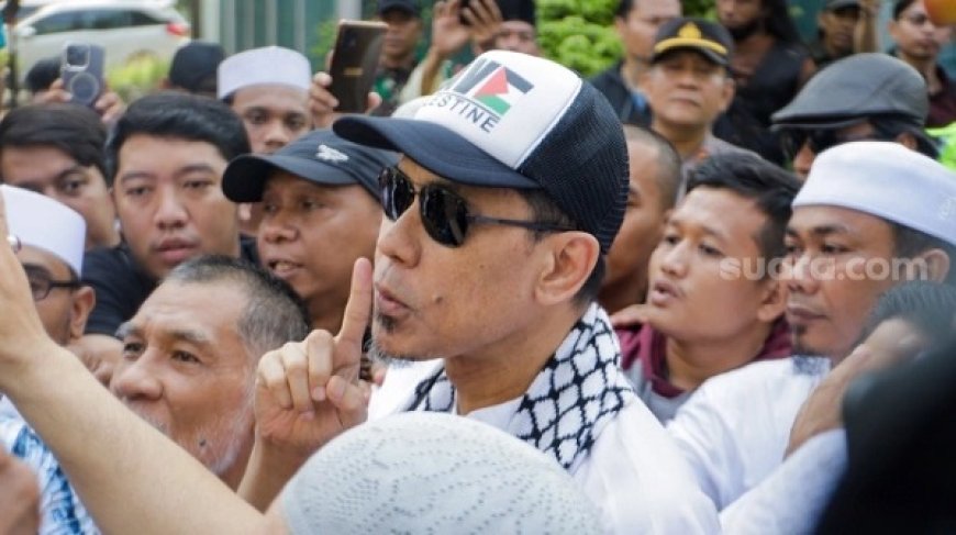 Munarman, Eks Sekretaris Umum FPI, Bebas Murni Setelah Terlibat Kasus Terorisme