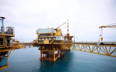 Pertamina Hulu Energi (PHE) OSES Selesaikan Proyek Penggantian Pipa Bawah Air untuk Meningkatkan Produksi Minyak