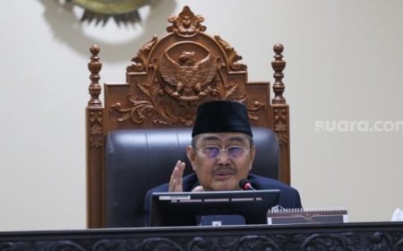 Gugatan Batas Usia Capres-Cawapres: Sejumlah Kejanggalan dalam Proses Hukum