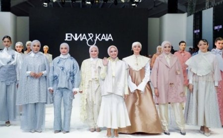 Jenna&Kaia Menjadi Sorotan di Jakarta Fashion Week 2024