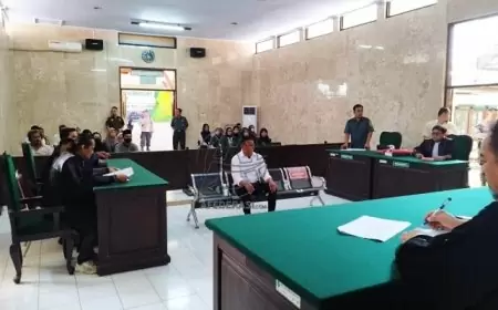 Sidang Perdana Tragedi Pembunuhan Pasutri di Ngantru, Edi Porwanto Alias Glowoh Hadapi Ancaman Hukuman Mati