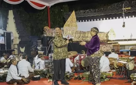 DPRD Kota Kediri Gelar Wayang Kulit dan Pameran UMKM