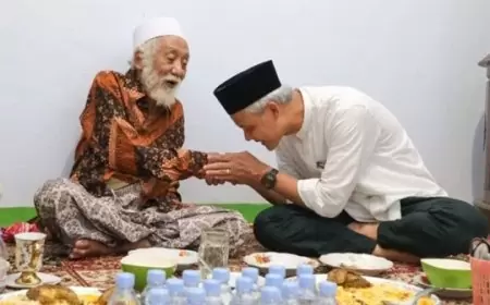 Ganjar Pranowo Jalani Silaturahmi: Menerima Nasihat Berharga dari Abuya Muhtadi dan Diskusi dengan Gus Mus