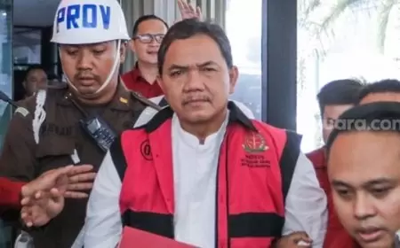 Penyidik Jampidsus Sita Aset Anggota III BPK Achsanul Qosasi Terkait Kasus Korupsi BTS Kominfo