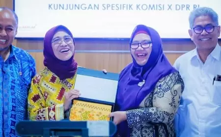 IPM Kabupaten Gresik Lampaui Nasional