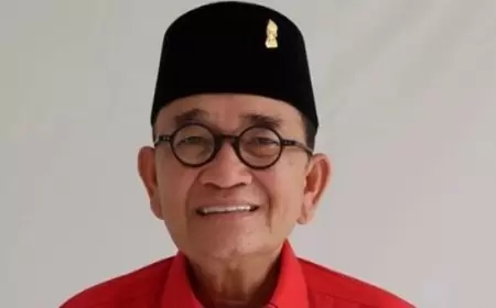 Ruhut Sitompul Minta Masyarakat Pilih Pemimpin Cerdas, Khawatirkan Kemunduran Indonesia