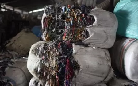 Kolaborasi Zero Waste Indonesia dan Grup Barito Pacific: Aksi #TukarBaju untuk Pengelolaan Sampah Fesyen Bijak