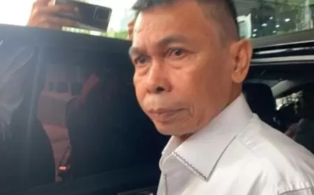 Presiden Jokowi Saksikan Pengucapan Sumpah Nawawi Pomolango sebagai Ketua KPK Sementara