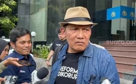 Saut Situmorang Diperiksa Kembali Terkait Kasus Pemerasan Firli Bahuri