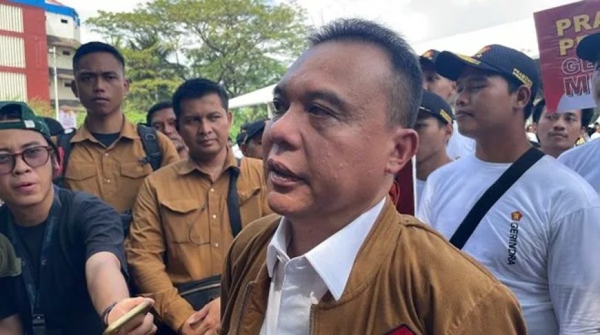 Khofifah dan Ridwan Kamil Diperbincangkan Bergabung dalam TKN Prabowo-Gibran