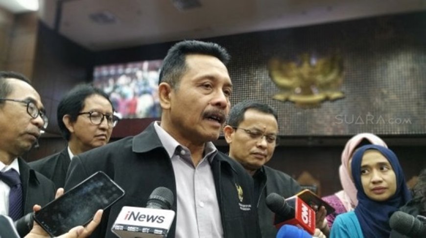 Perubahan Undang-Undang MK Dinilai Membuat Pengawasan Terhadap MK Tidak Efektif, I Dewa Gede Palguna Bicara dalam Sidang Etik