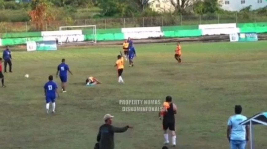 Tragedi di Lapangan Sepak Bola: Bupati Halmahera Selatan, Usman Sidik, Meninggal Dunia