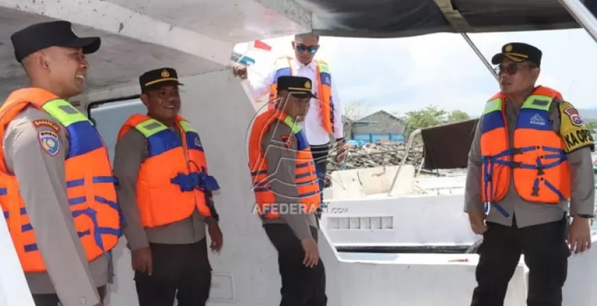 Pastikan Keamanan Pesisir Laut, Kapolres Trenggalek Gelar Patroli Laut