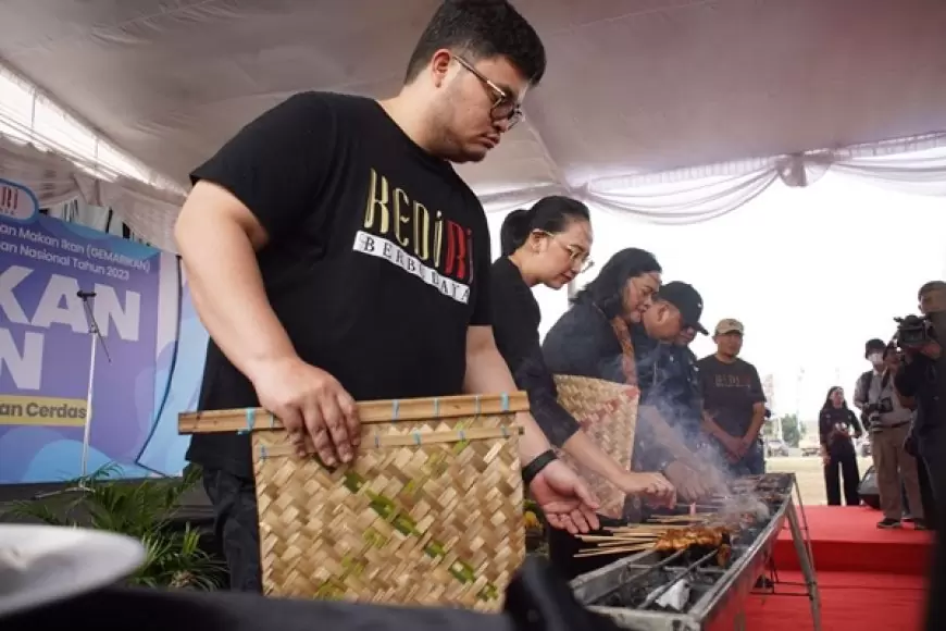 Kabupaten Kediri Pecahkan Rekor MURI Penyajian Sate Lele Terbanyak