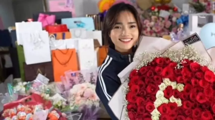 Cerita Romantis Ulang Tahun Fuji: Hadiah Spesial dari Asnawi Mangkualam dan Lisa BLACKPINK